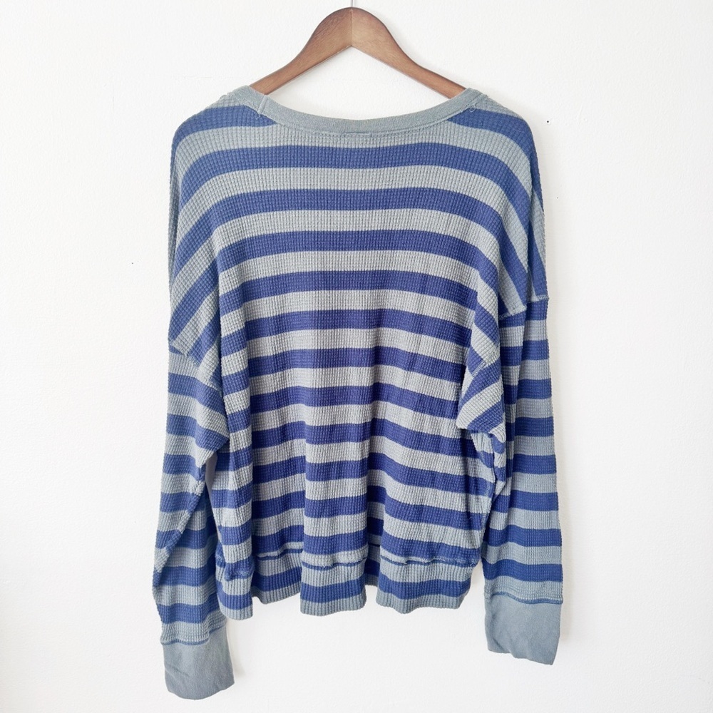 Aerie Offline Striped Ribbed Knit Top in Slate Gray & Navy large - Picture 4 of 4